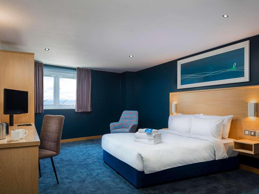 Travelodge Bath Central 客房 照片
