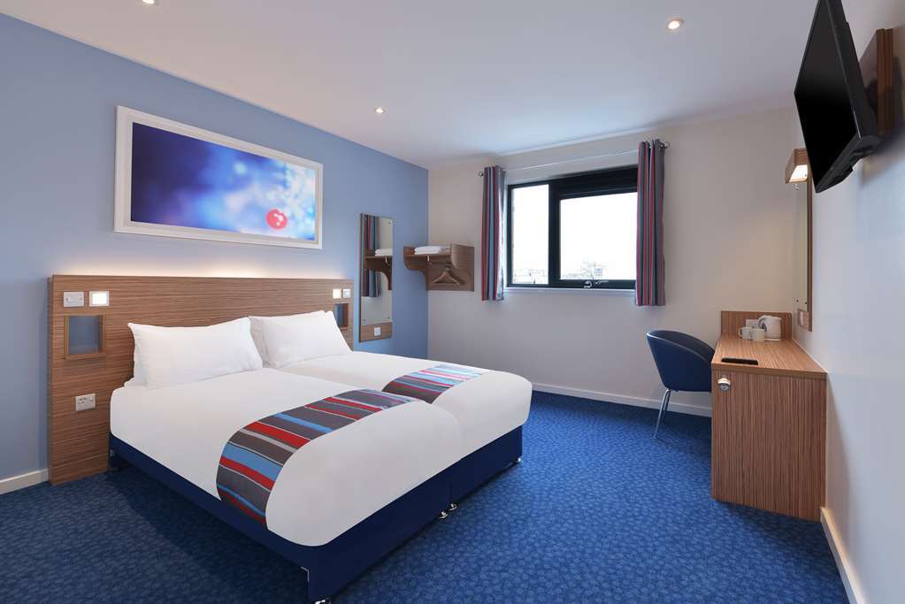 Travelodge Bath Central 客房 照片