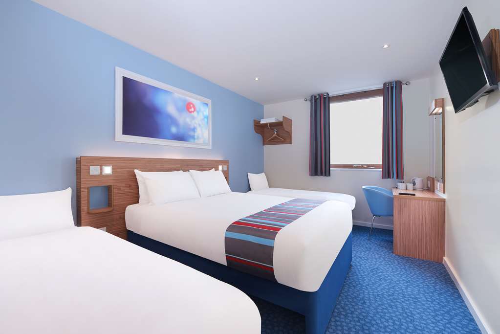 Travelodge Bath Central 客房 照片